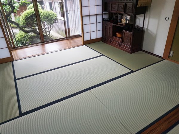 国産の藺草畳表を張り付けた最高級クラスの畳